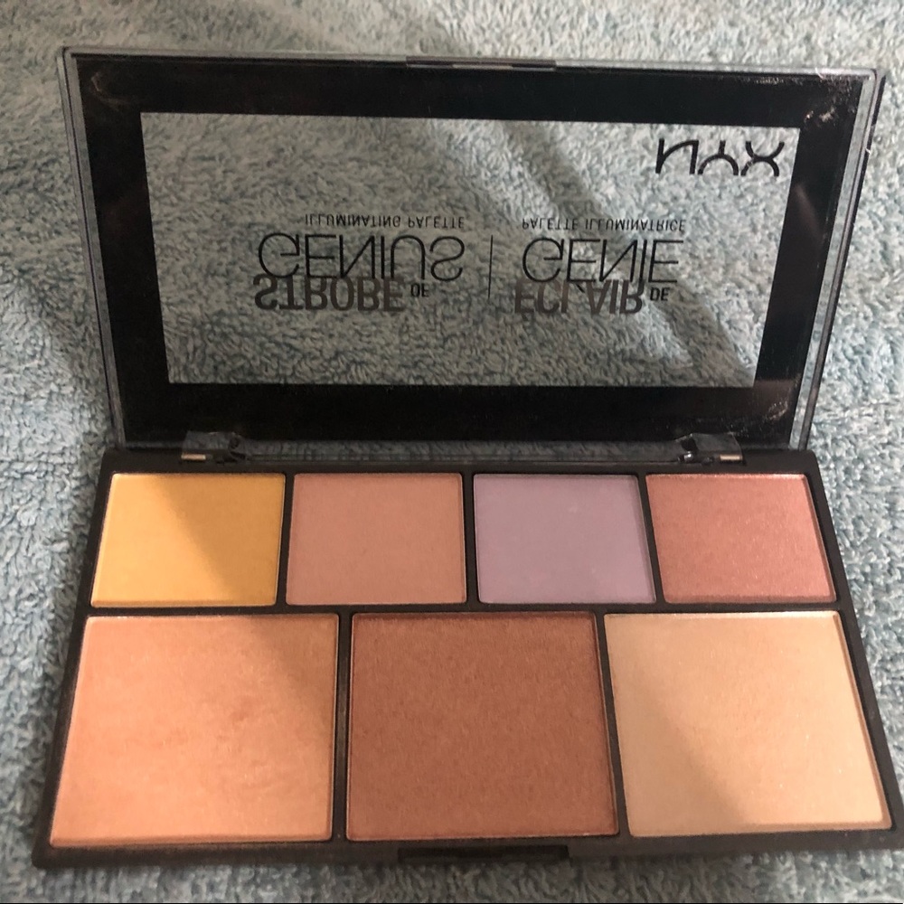 NYX Professional Makeup Strobe Of Genius Illuminating palette